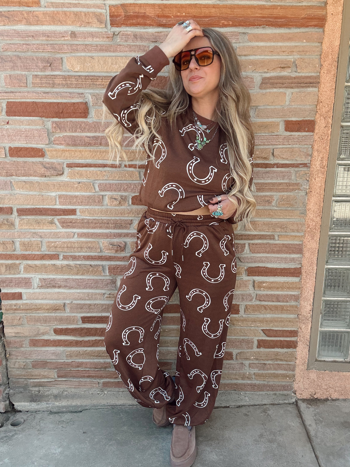 Brown Horseshoe Print Elastic Waist Pocket 2pcs Lounge Pant Set