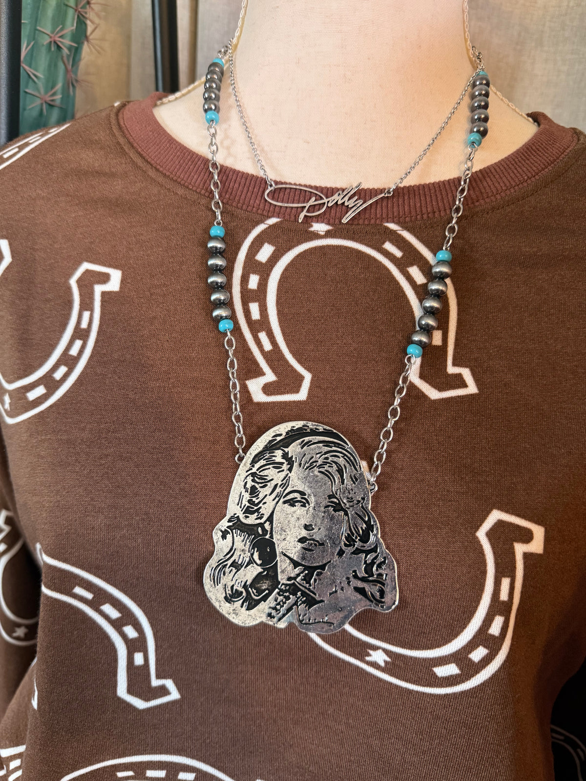 Western Queen Dolly Navajo Pearl Layered Necklace