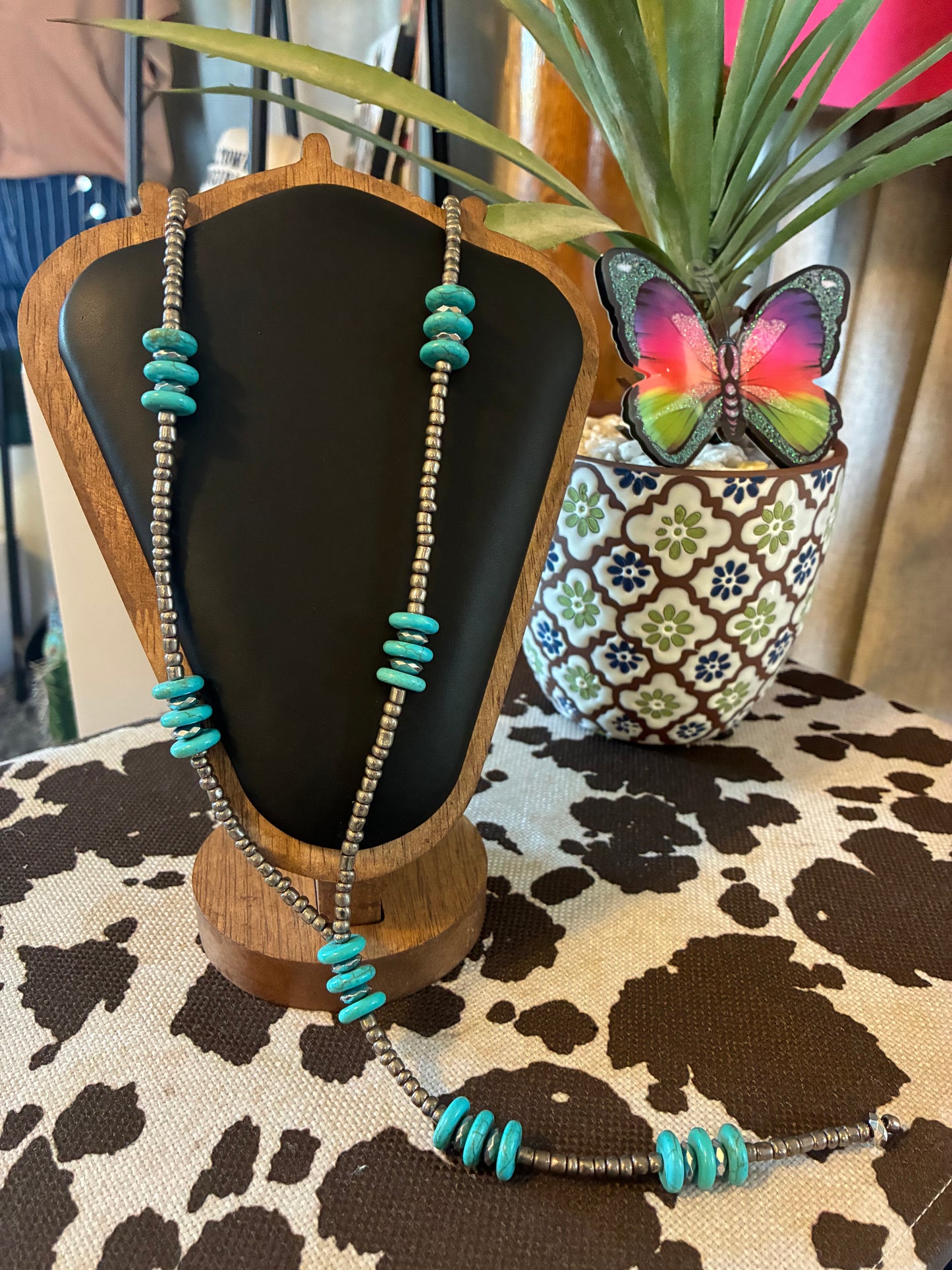 Drop lariat turquoise disk stone necklace