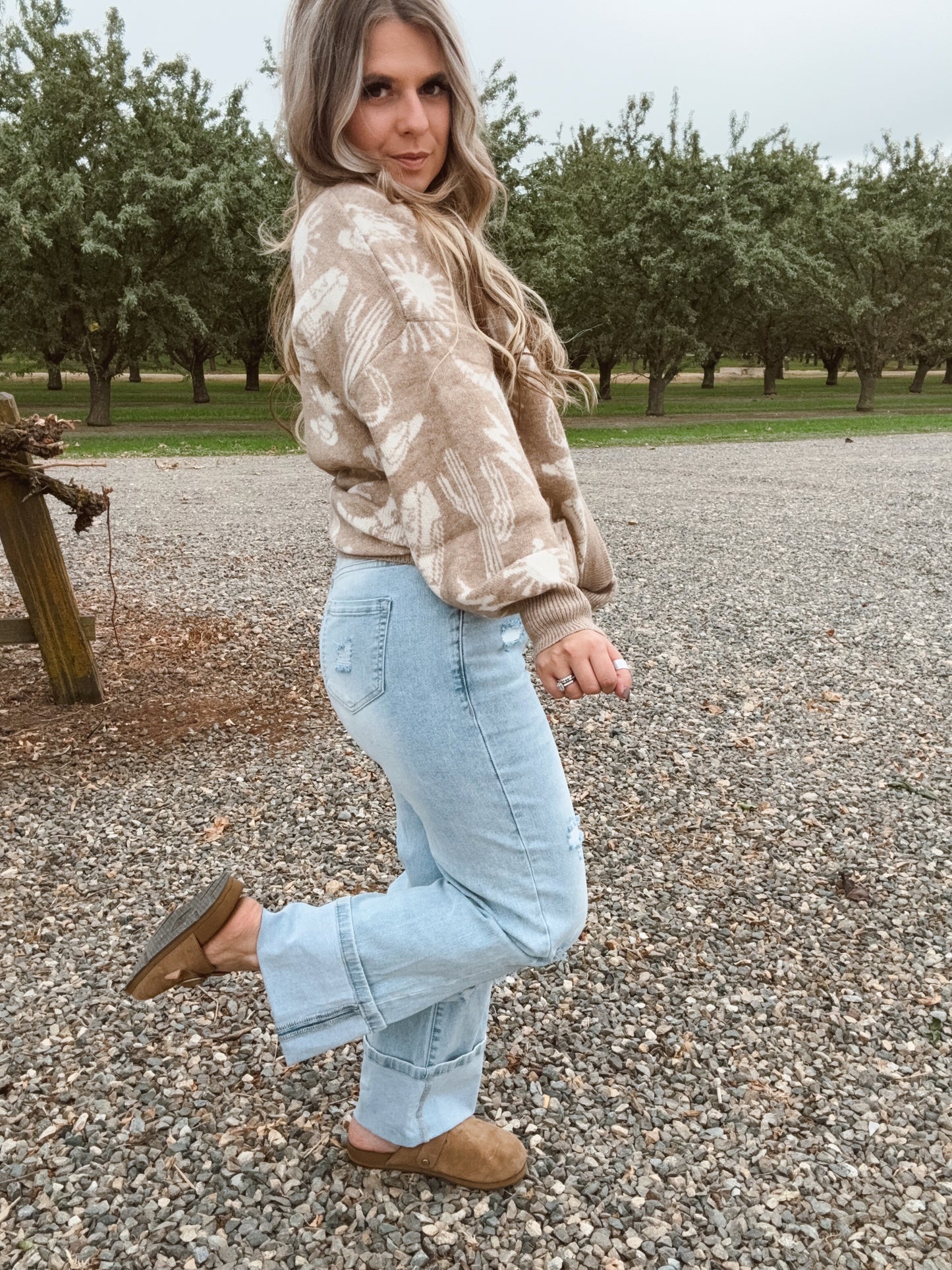 Light Wash Distressed Cuff Jeans