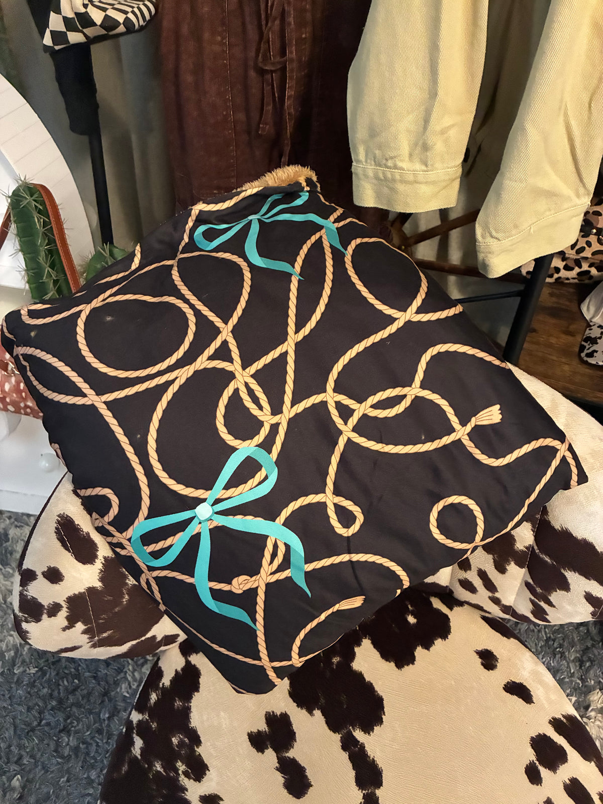 Rope & Bow Blanket