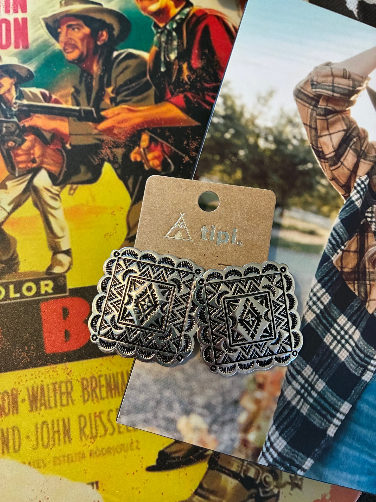 Western Concho Design Post Earrings