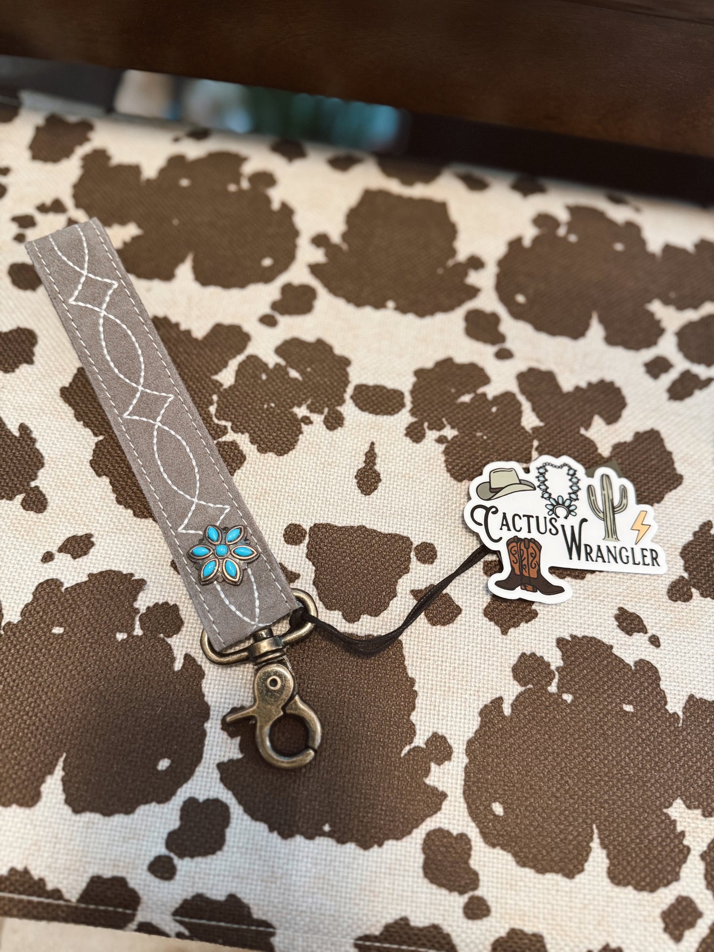 Grey Rodeo Rose Key Fob