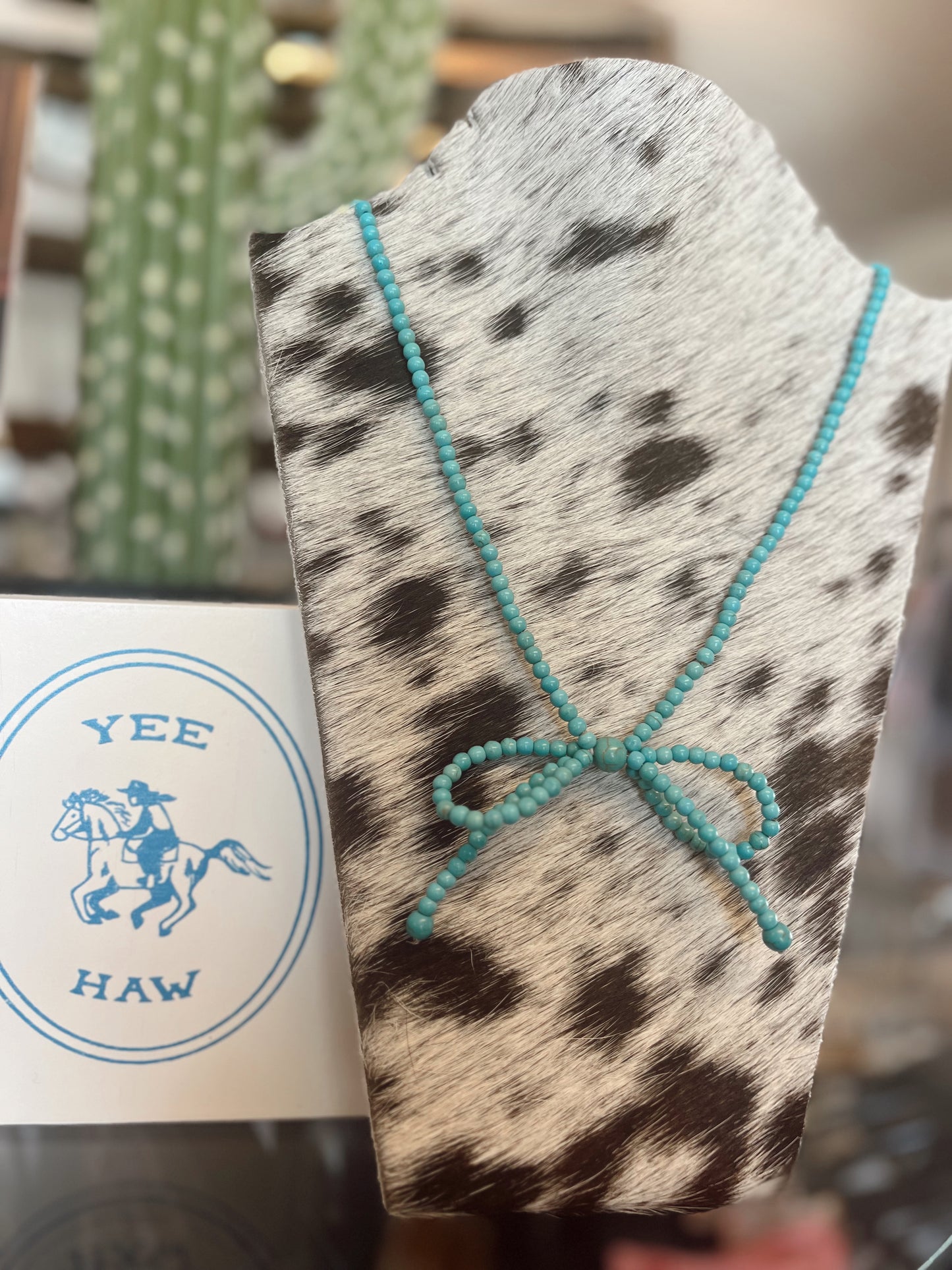 Western Bead Turquoise Bow Necklace