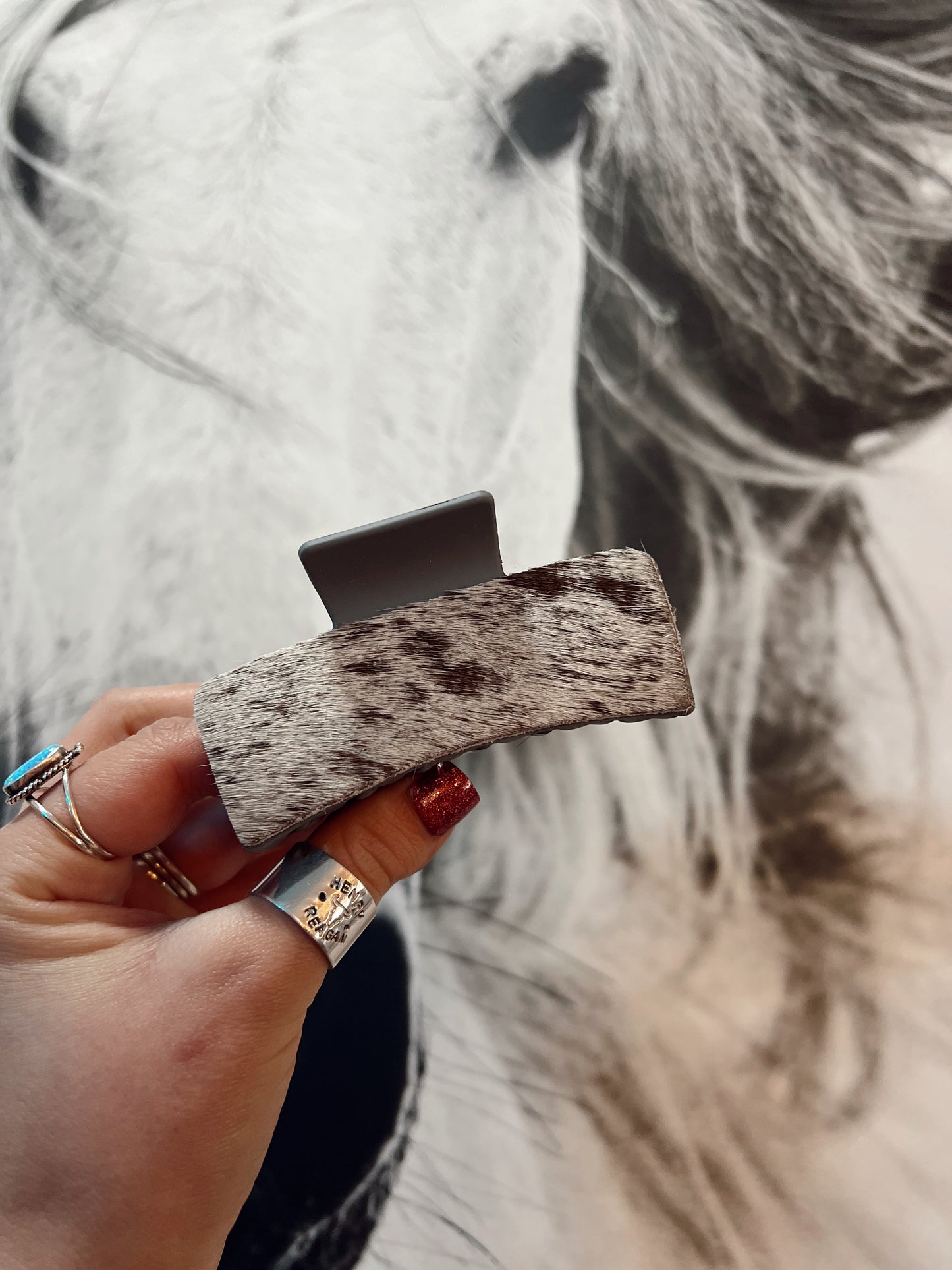 Turquoise Trails Claw Clip (Hair on Hide / Gray)