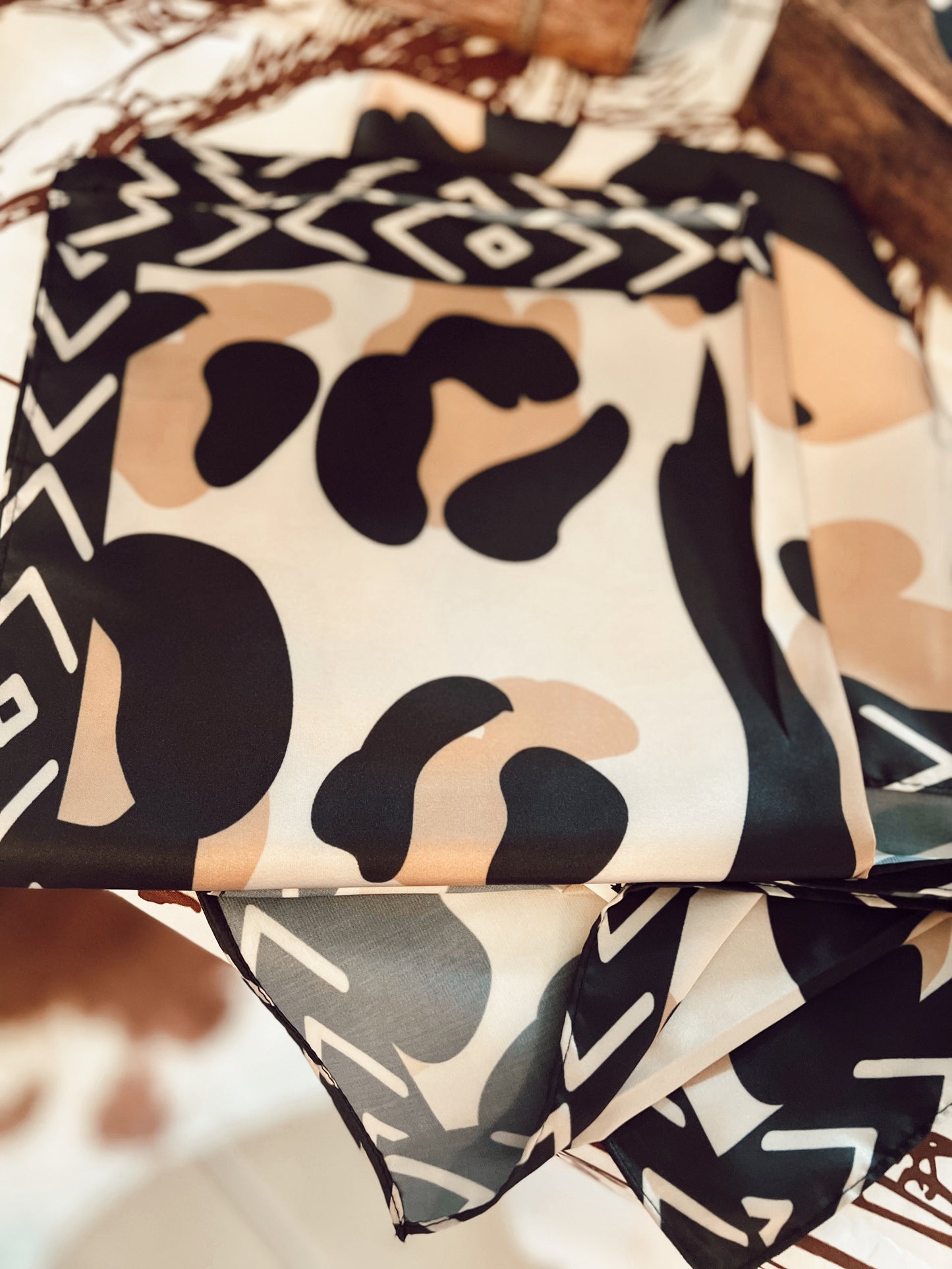 Chatty Cheetah wild rag