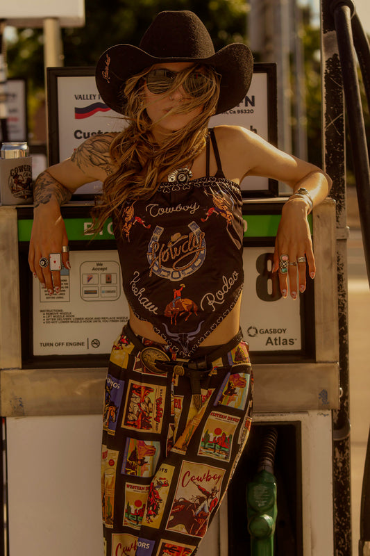 The Cadence off duty crop