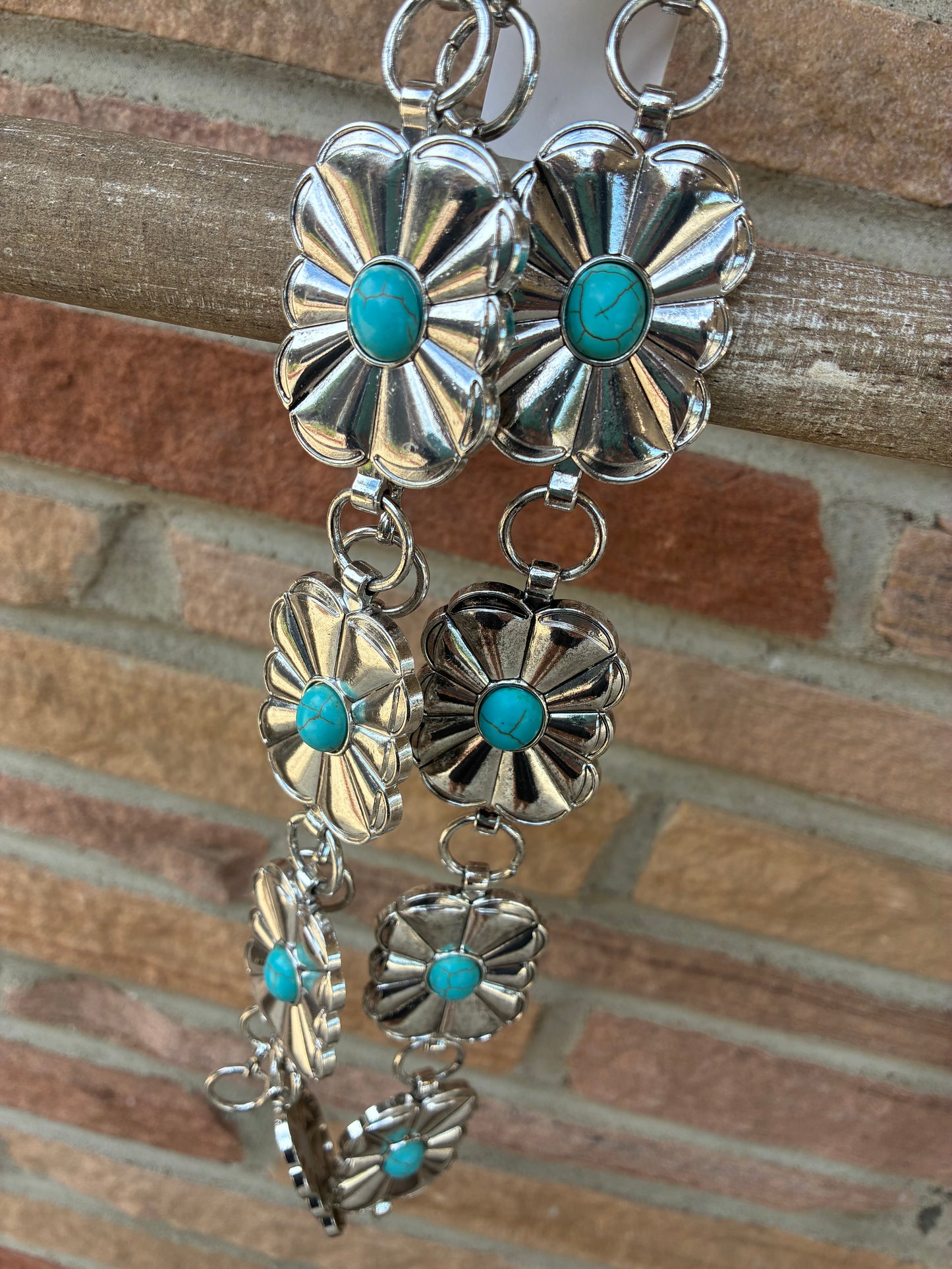 Sandcast Flower Western Disc Chain Belt