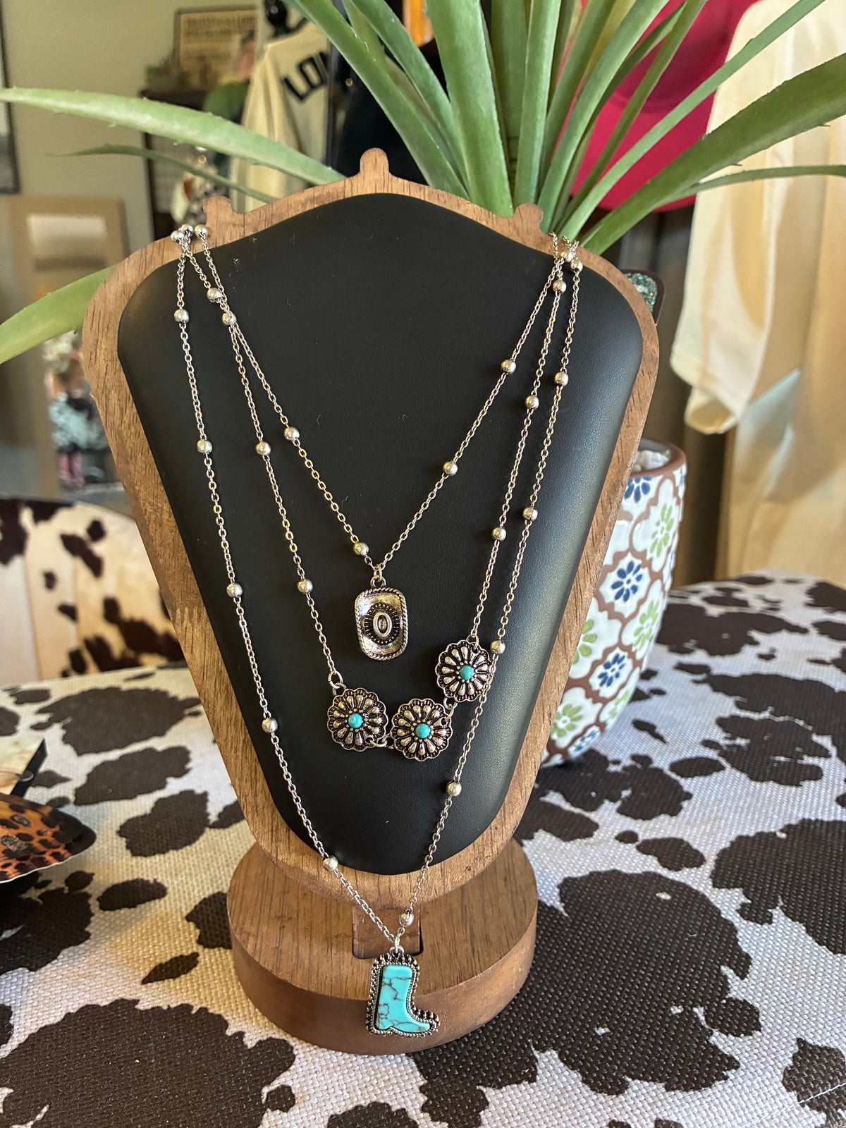 Cowboy Boot / hat / flower 3 Layered Western Style Turquoise Stone Pendant Necklace Set