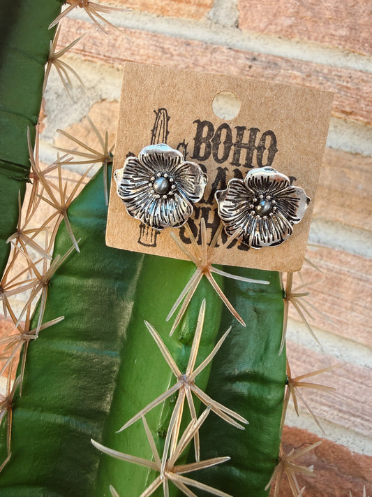 Flower Black Stone Stud Earrings