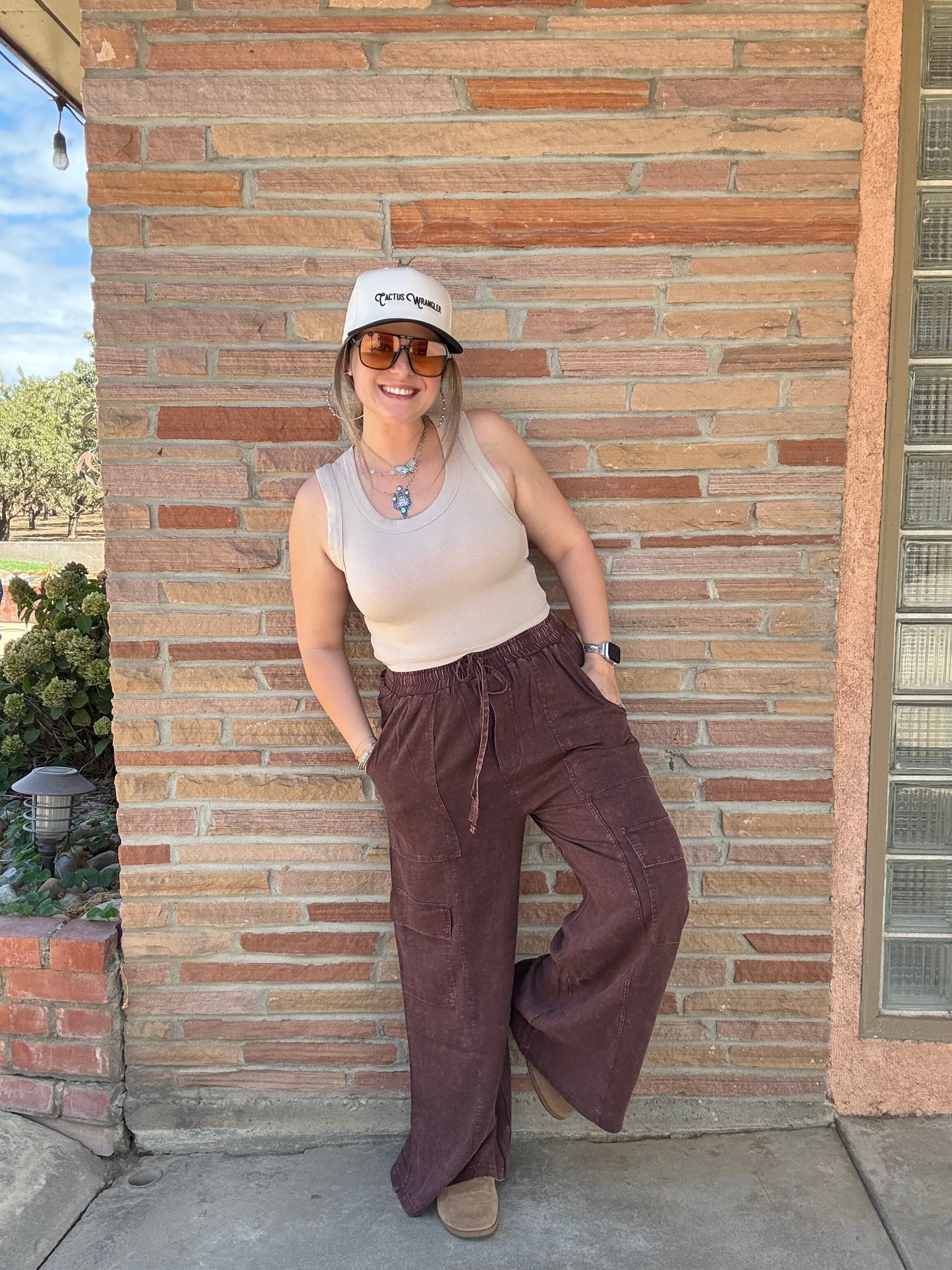 Mahogany Washed Linen Elastic Band Waist Cargo Pants