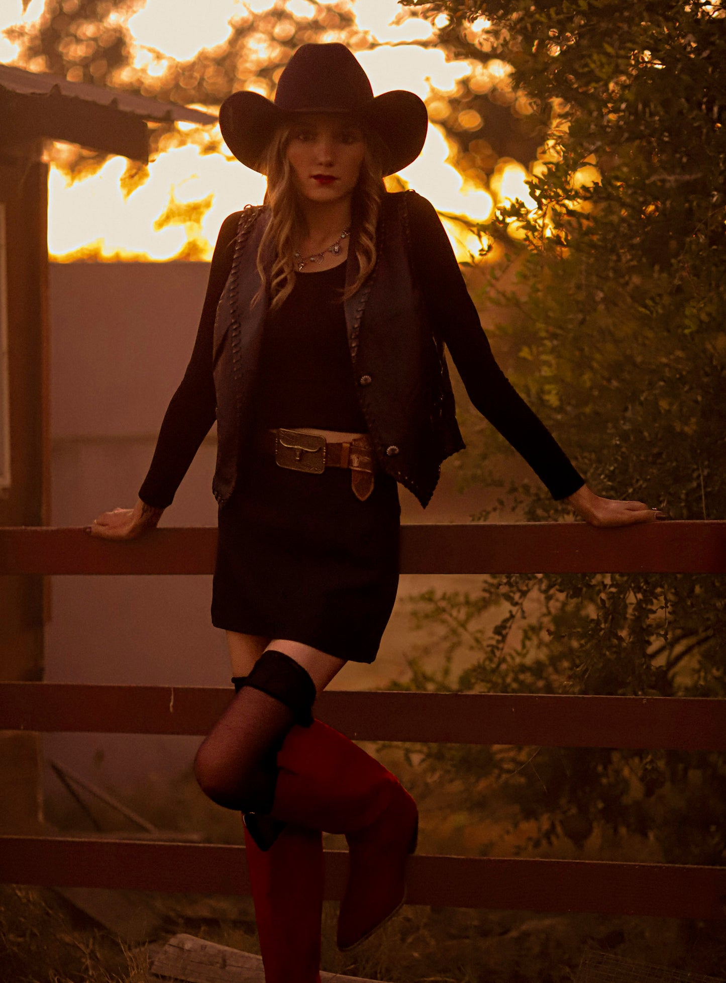 Whiskey Creek Vest *Midnight