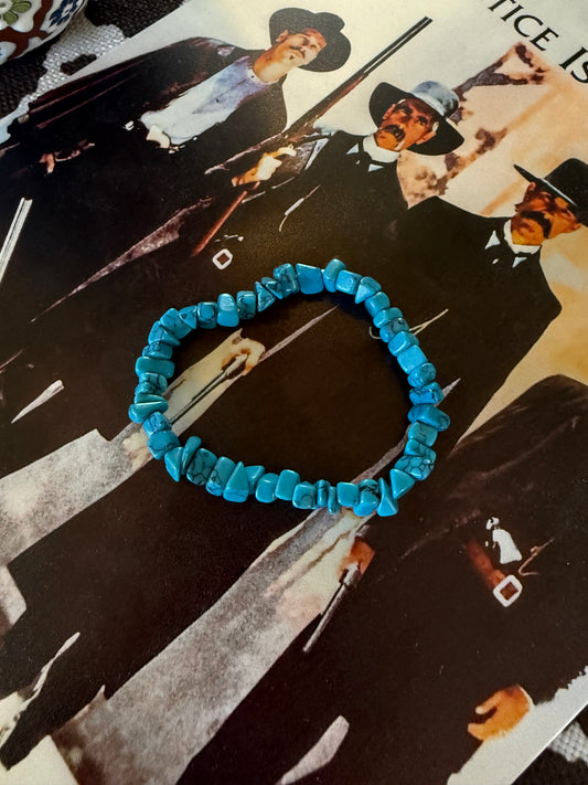 Faux turquoise stone stretch bracelet