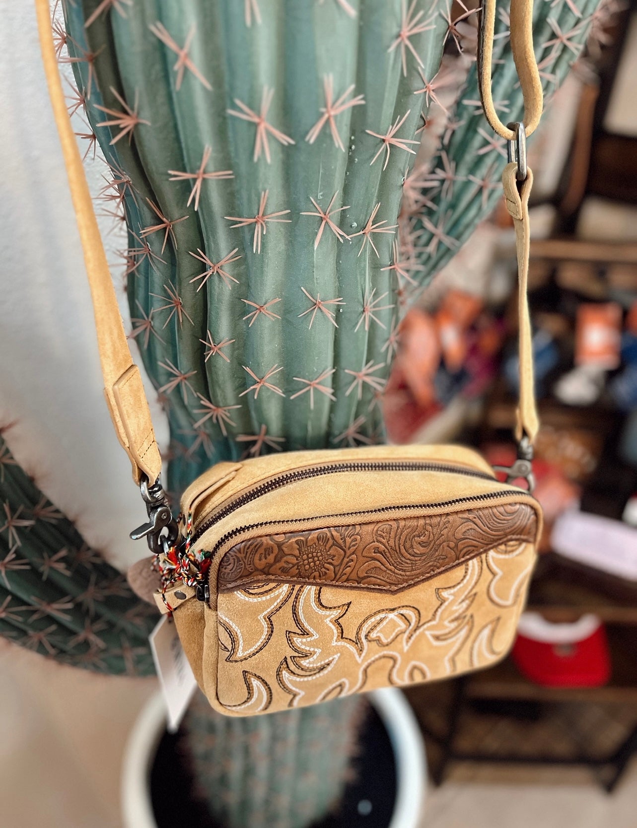 *HANDBAG RAFFLE