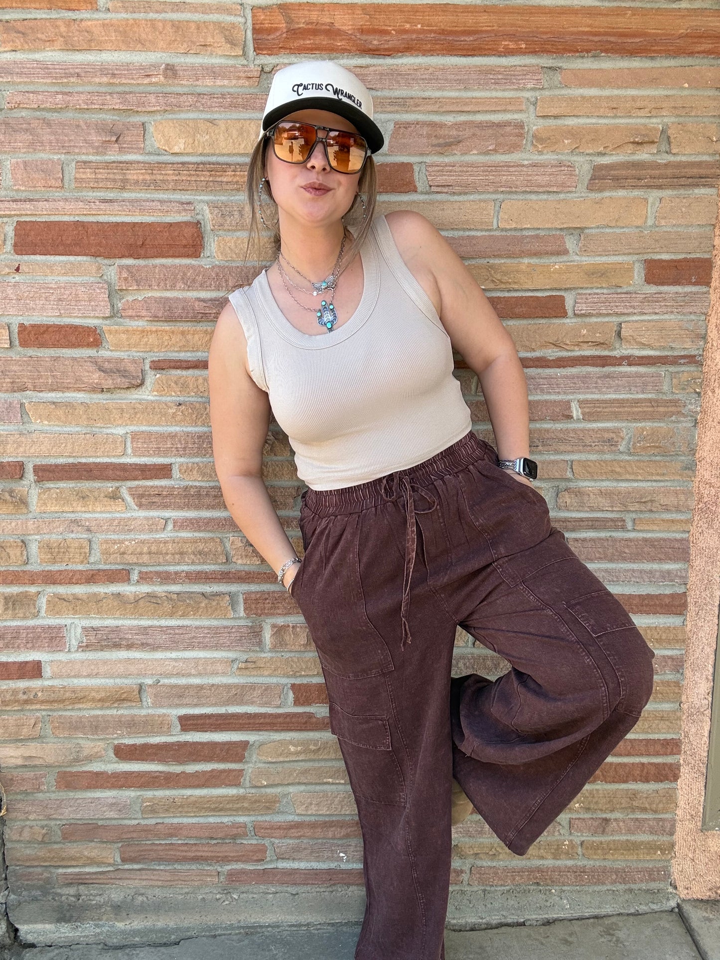 Mahogany Washed Linen Elastic Band Waist Cargo Pants