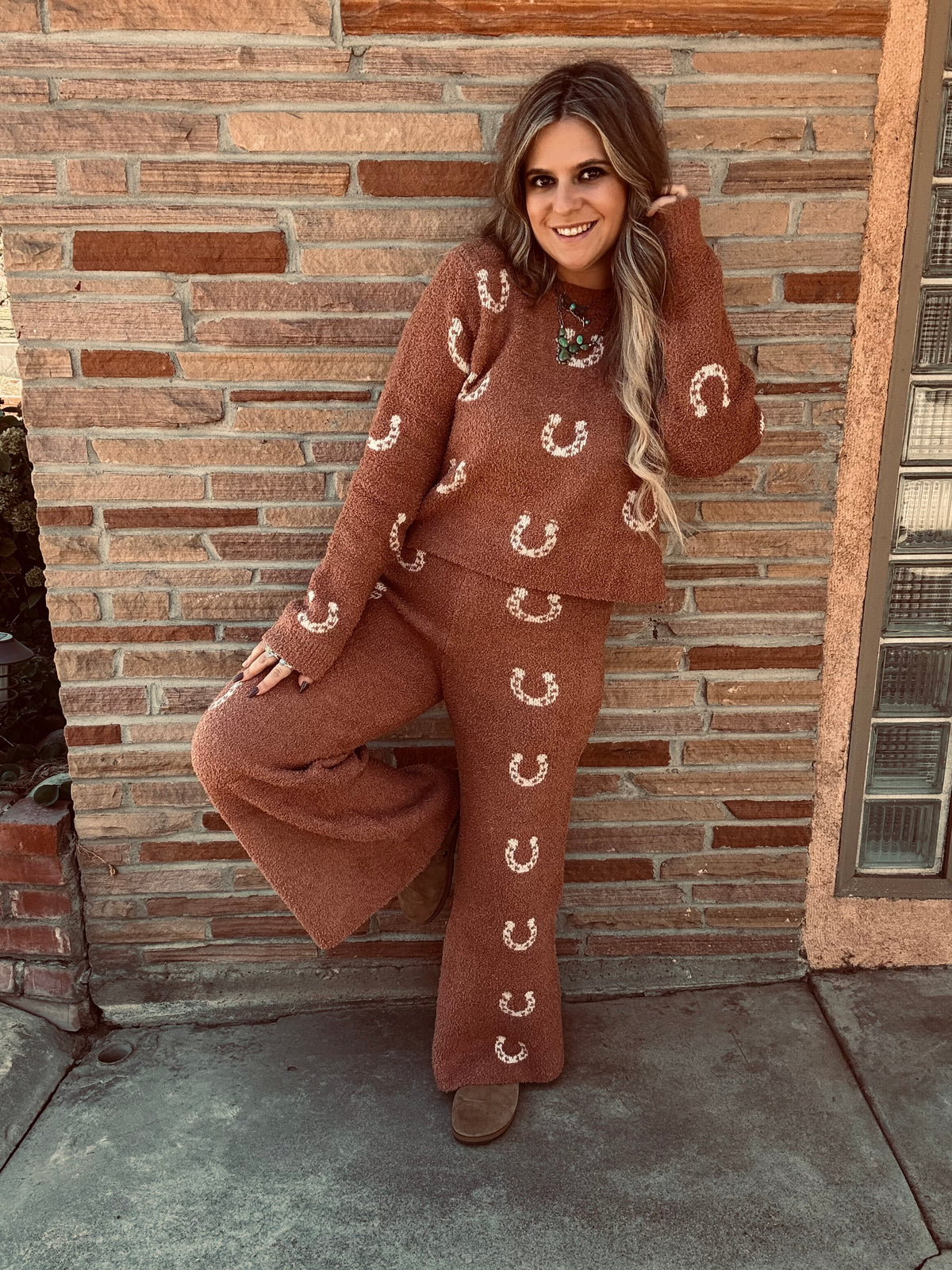Cozy Horseshoe Knit Pants Set