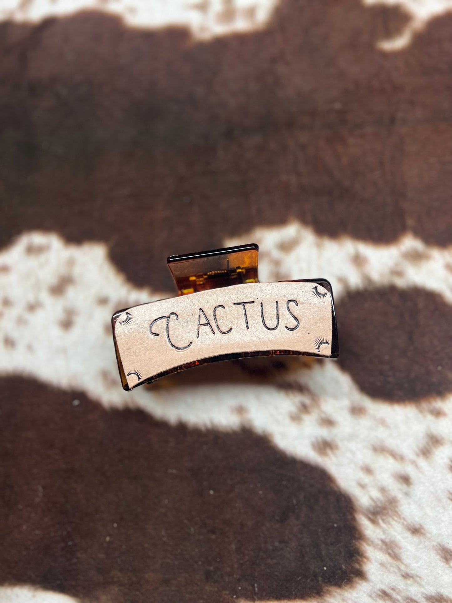 Cactus Wrangler Tooled Leather Claw Clip