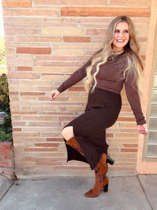 Brown Elastic Waist Brushed Knit Midi Skirt with Side Slit