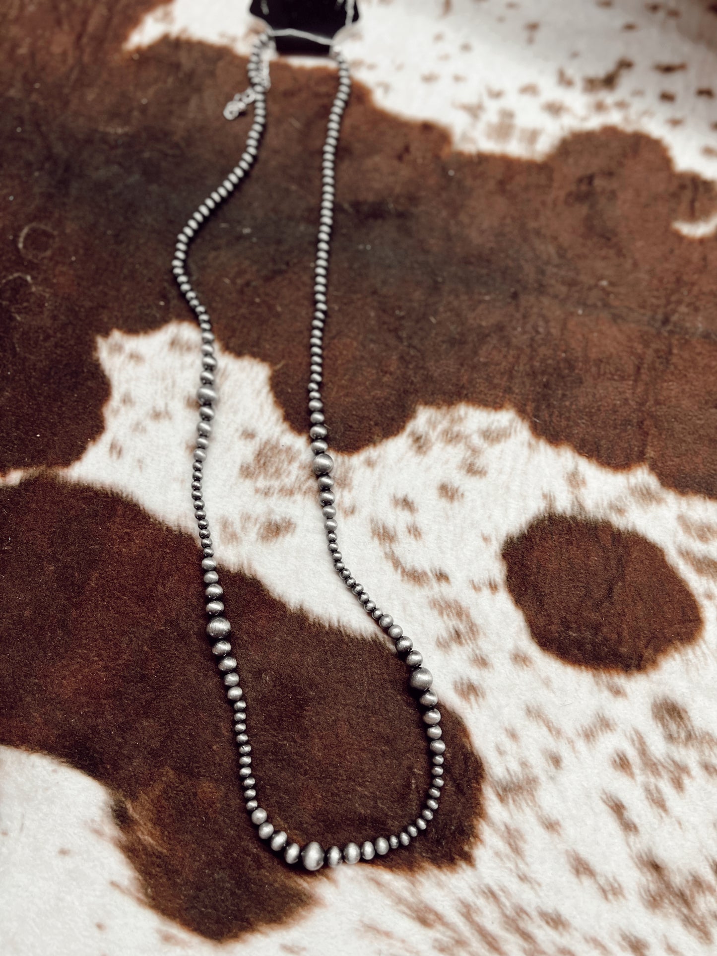 Hughson Navajo pearl necklace