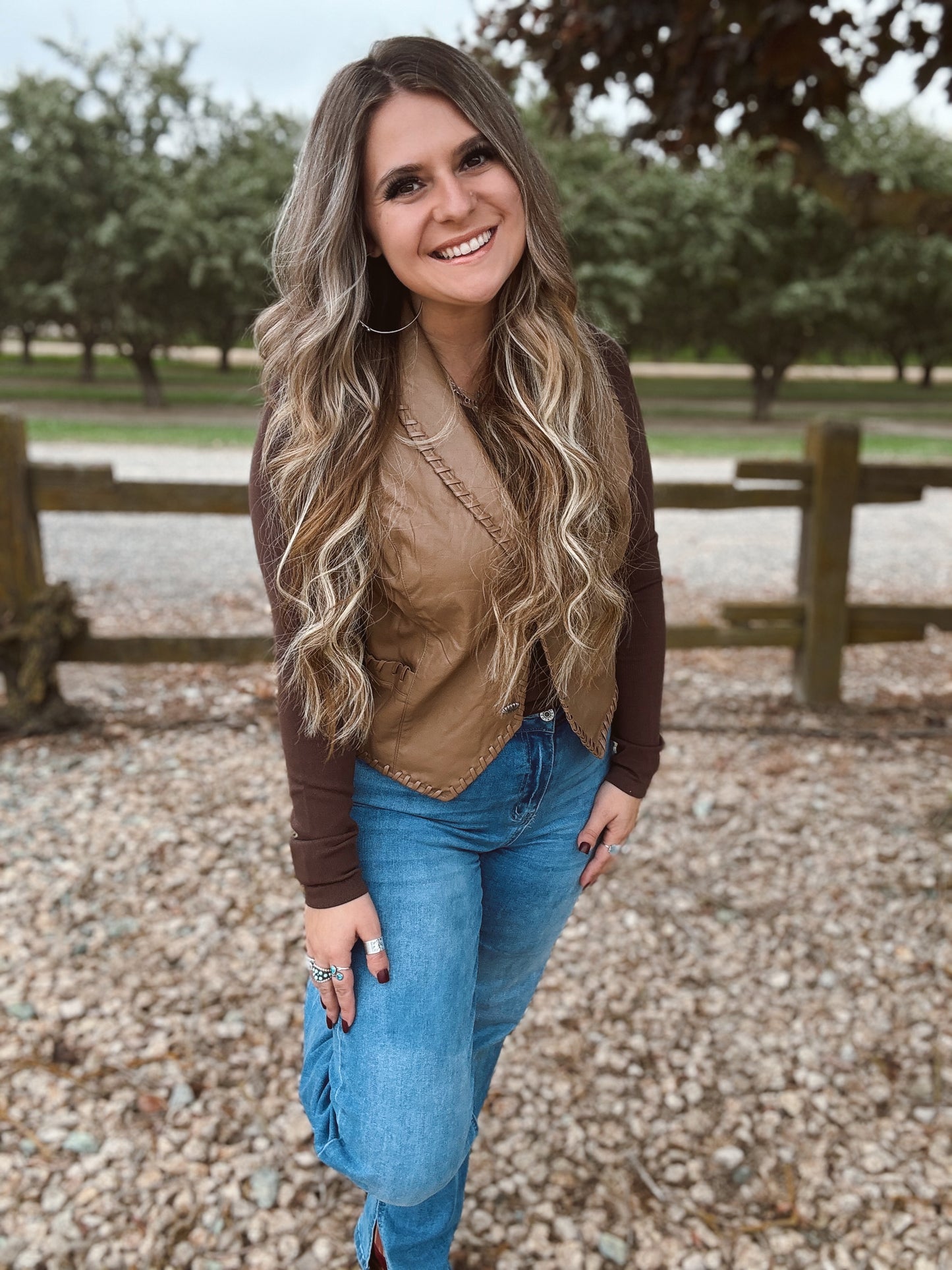 Whiskey Creek Vest *Latte