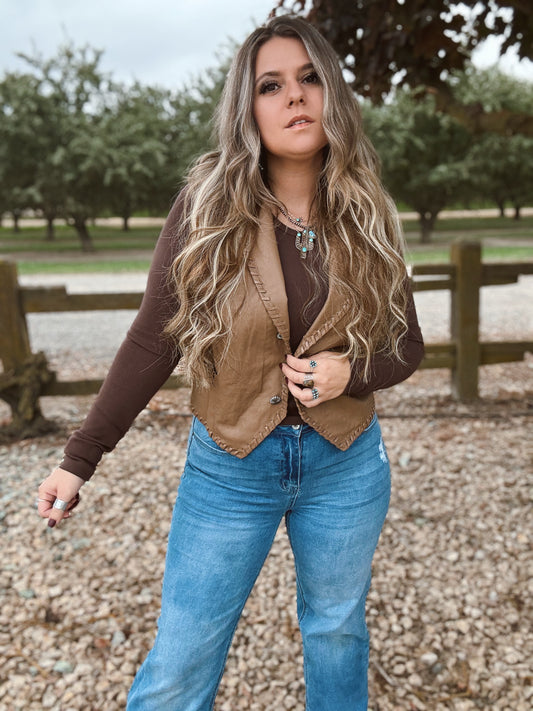 Whiskey Creek Vest *Latte